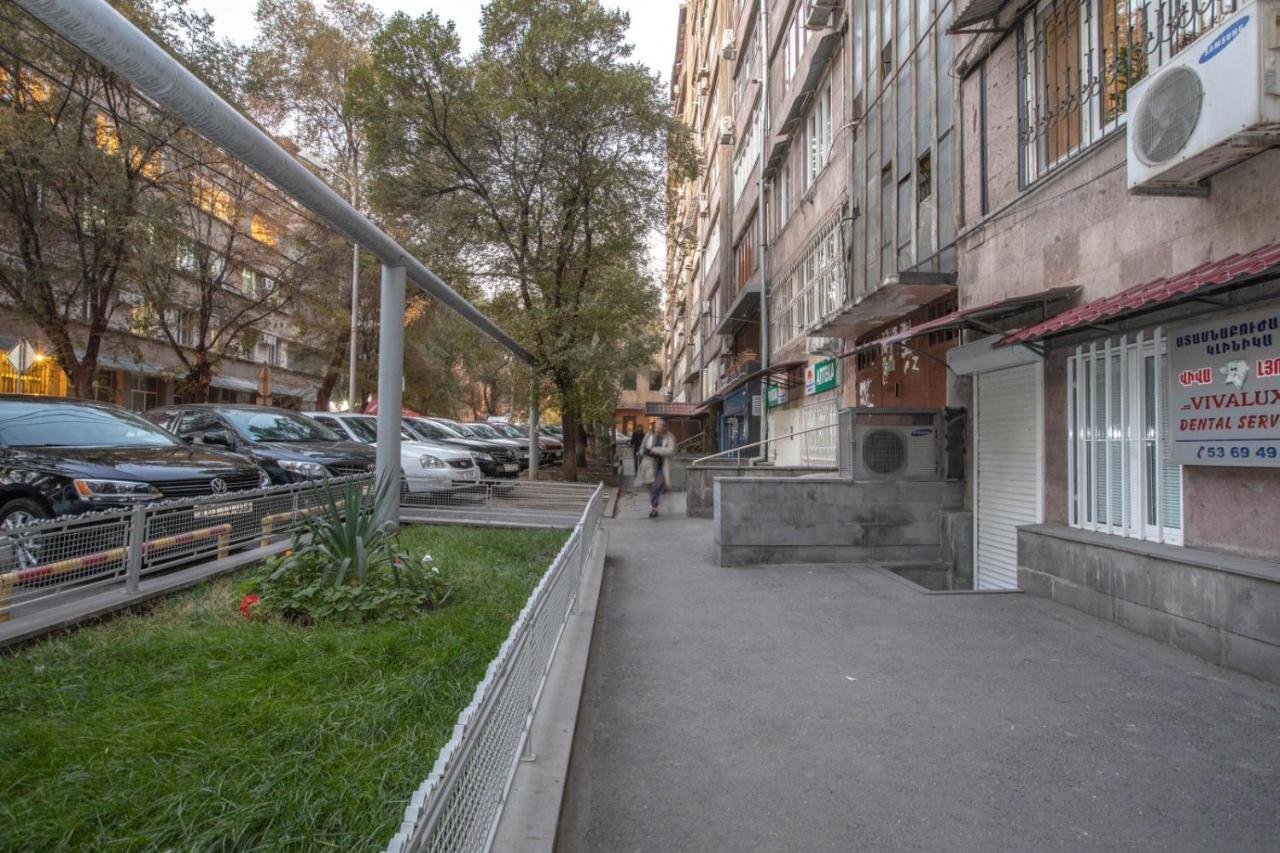 Stay Inn Apartments Near Northern Avenue Jerevan Buitenkant foto