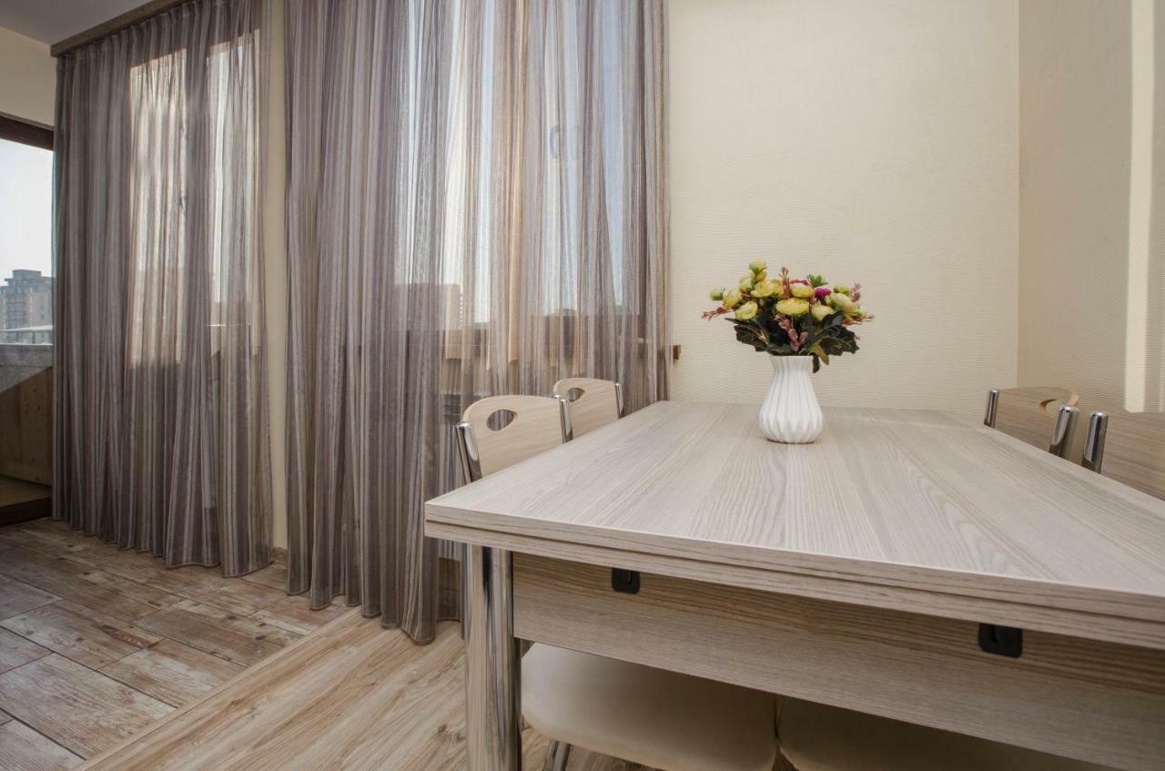 Stay Inn Apartments Near Northern Avenue Jerevan Buitenkant foto